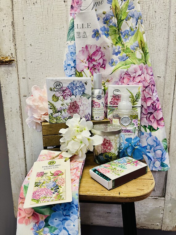 Wild Hydrangea Gift Set Deluxe